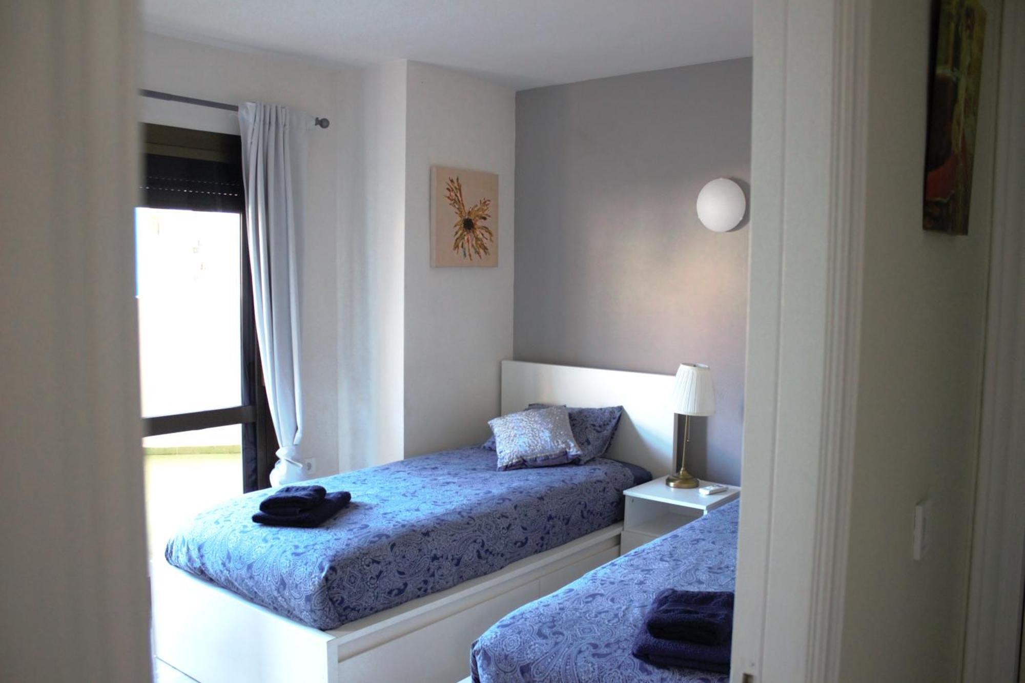 2 Bedroom 2 Bathroom Apartment In The Heart Of Fuengirola With Big Terrace And Free Parking Space Close To Beach Екстериор снимка